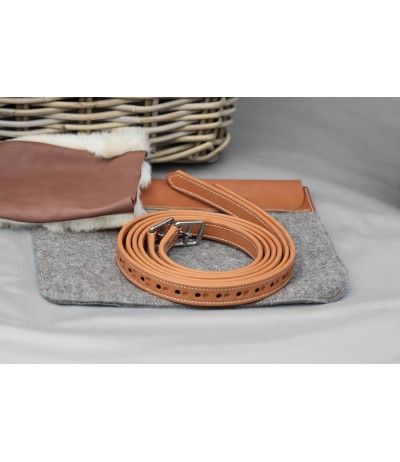 stirrup leather
